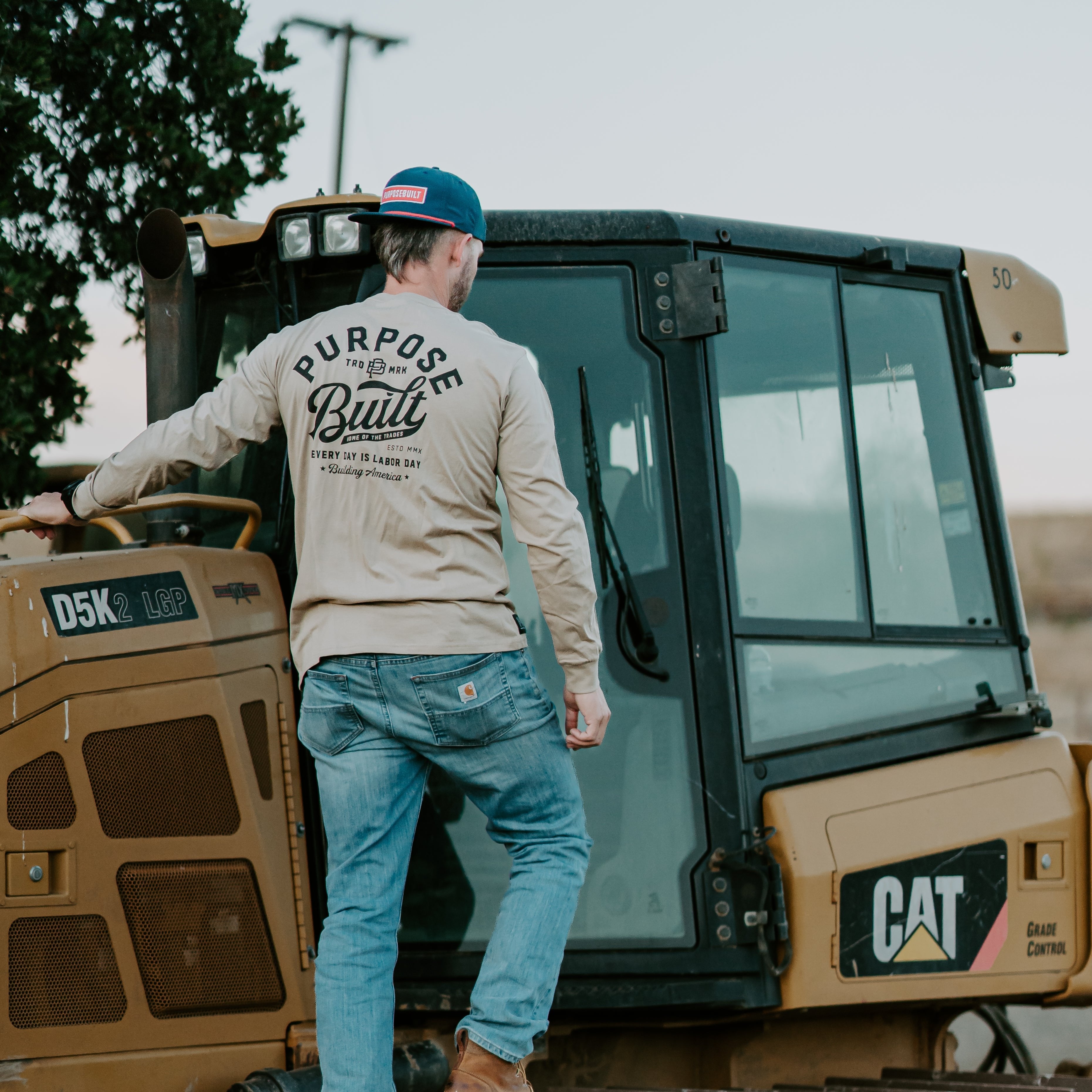 Script Long Sleeve Tee, Sand